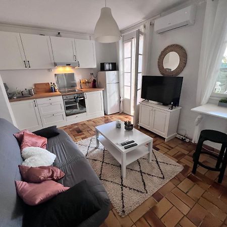 Sympathique Studio En Rez De Jardin Dans Residence Hyères Buitenkant foto